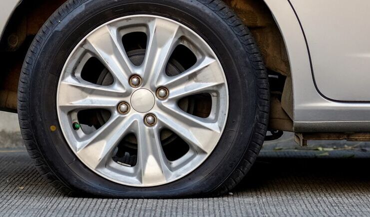 What to do if you get a flat tyre in a hire vehicle